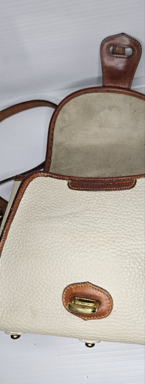 Vintage Dooney & Bourke All Weather Leather Essex Crossbody Bag, Made in USA! - Picture 11 of 16